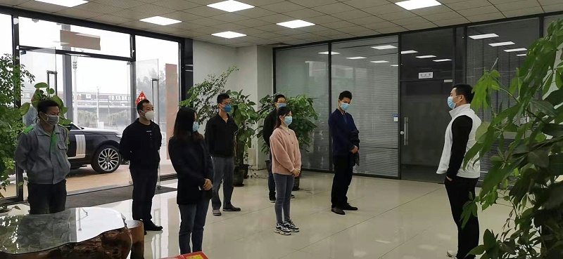 同心同行，共抗时艰！